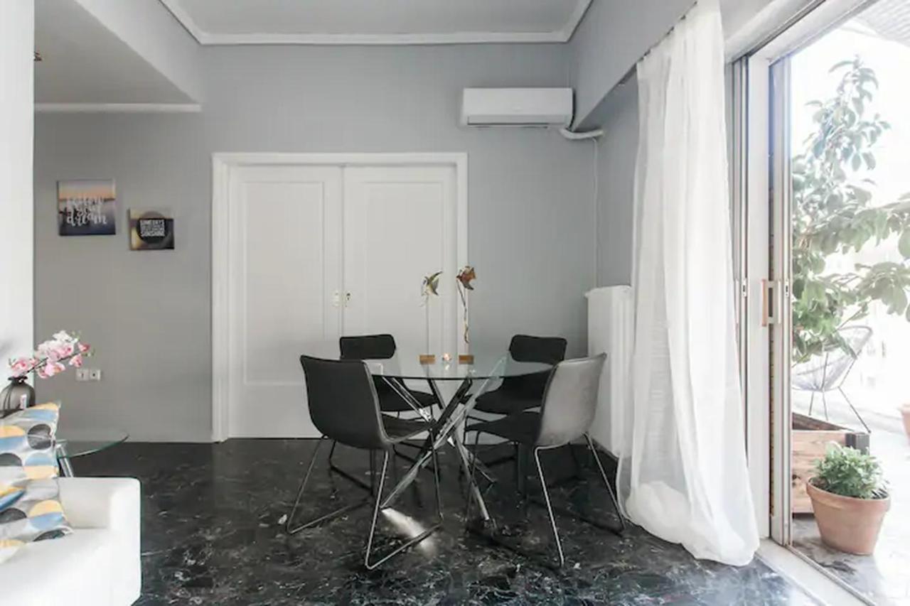 Ferienwohnung A Masterpiece In Plaka With Big Balcony And Acropolis View Athen Exterior foto