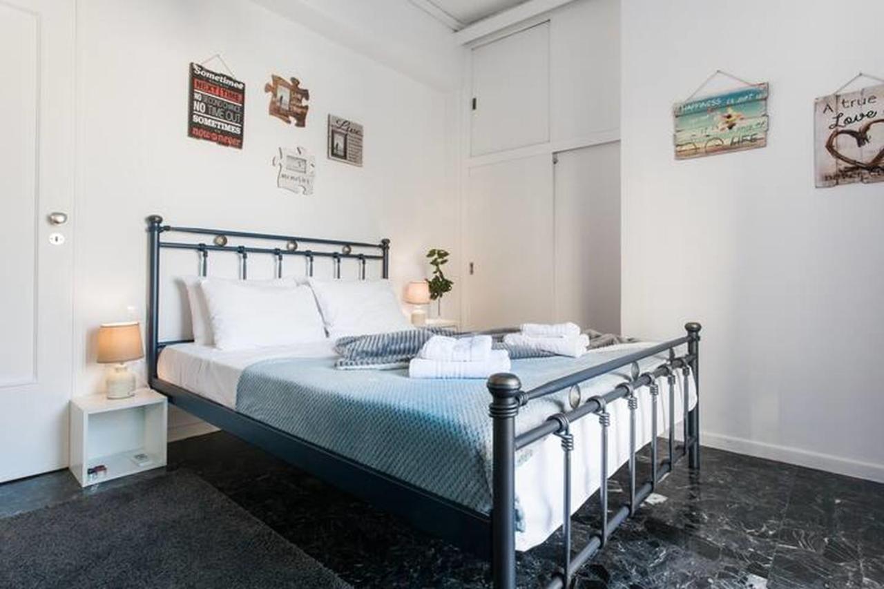 Ferienwohnung A Masterpiece In Plaka With Big Balcony And Acropolis View Athen Exterior foto